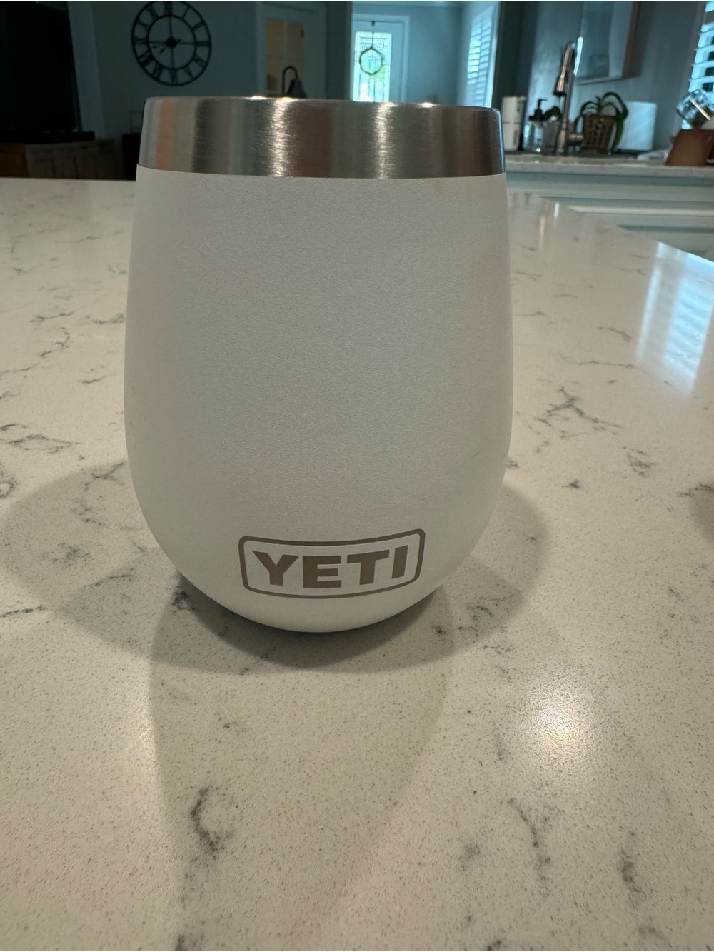 YETI Rambler Wine Tumbler 10oz. NWOT - Stainless Steel - White